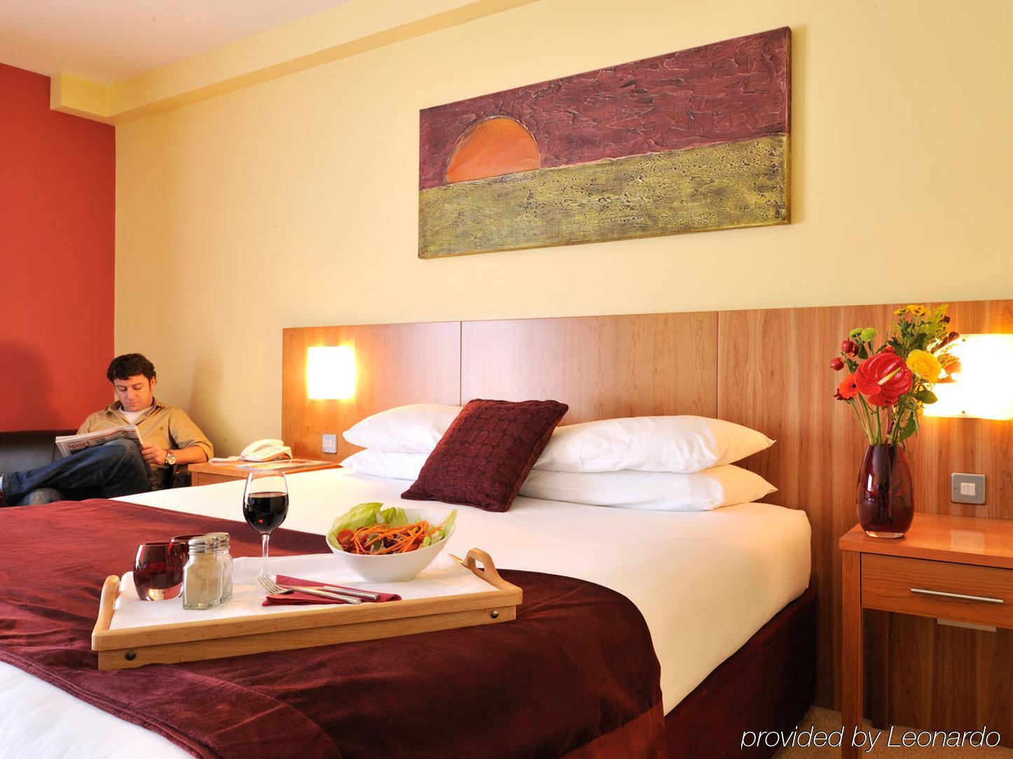 Central Hotel Tullamore 3*