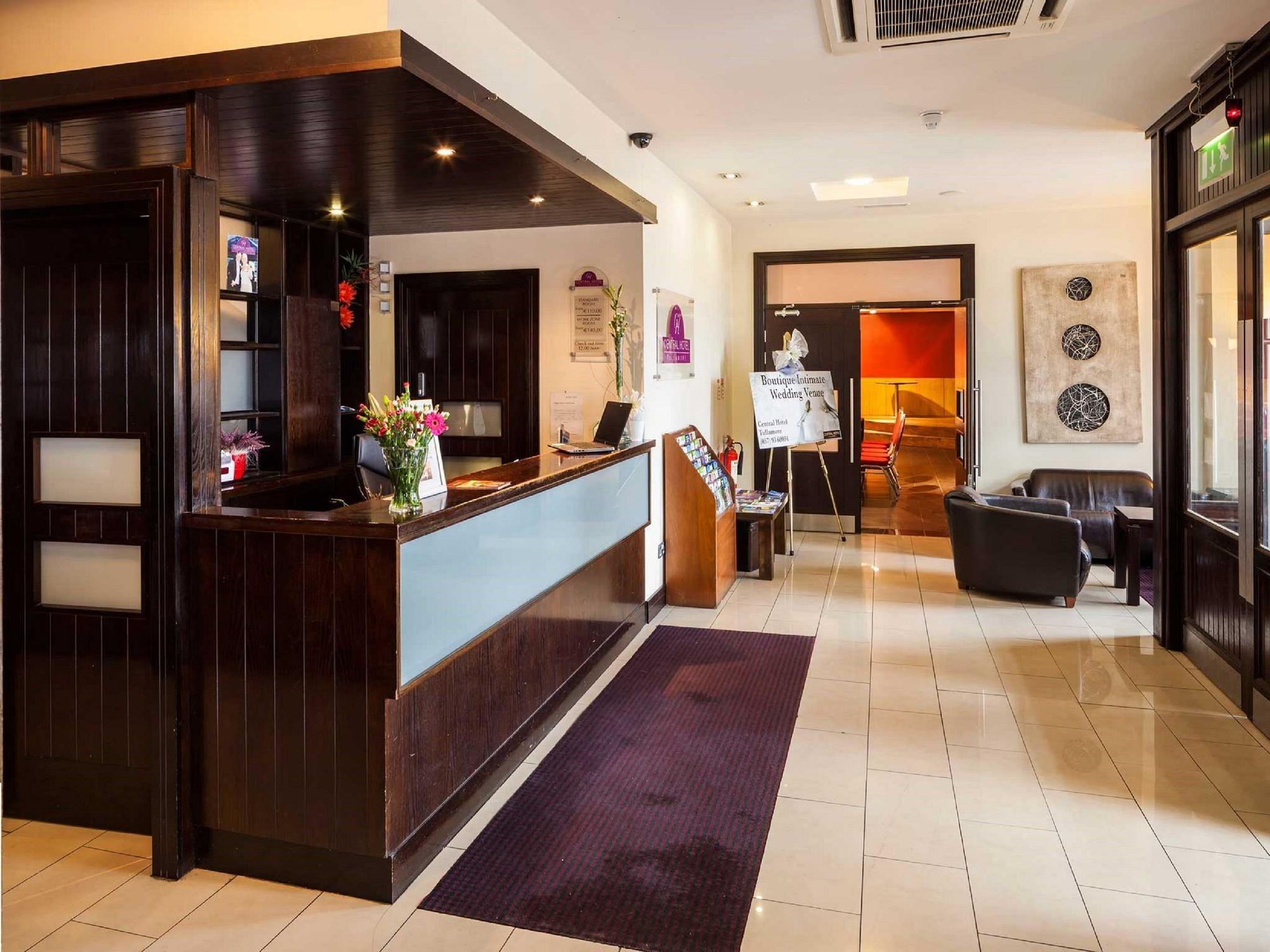 Hotel Central Hotel Tullamore 3*