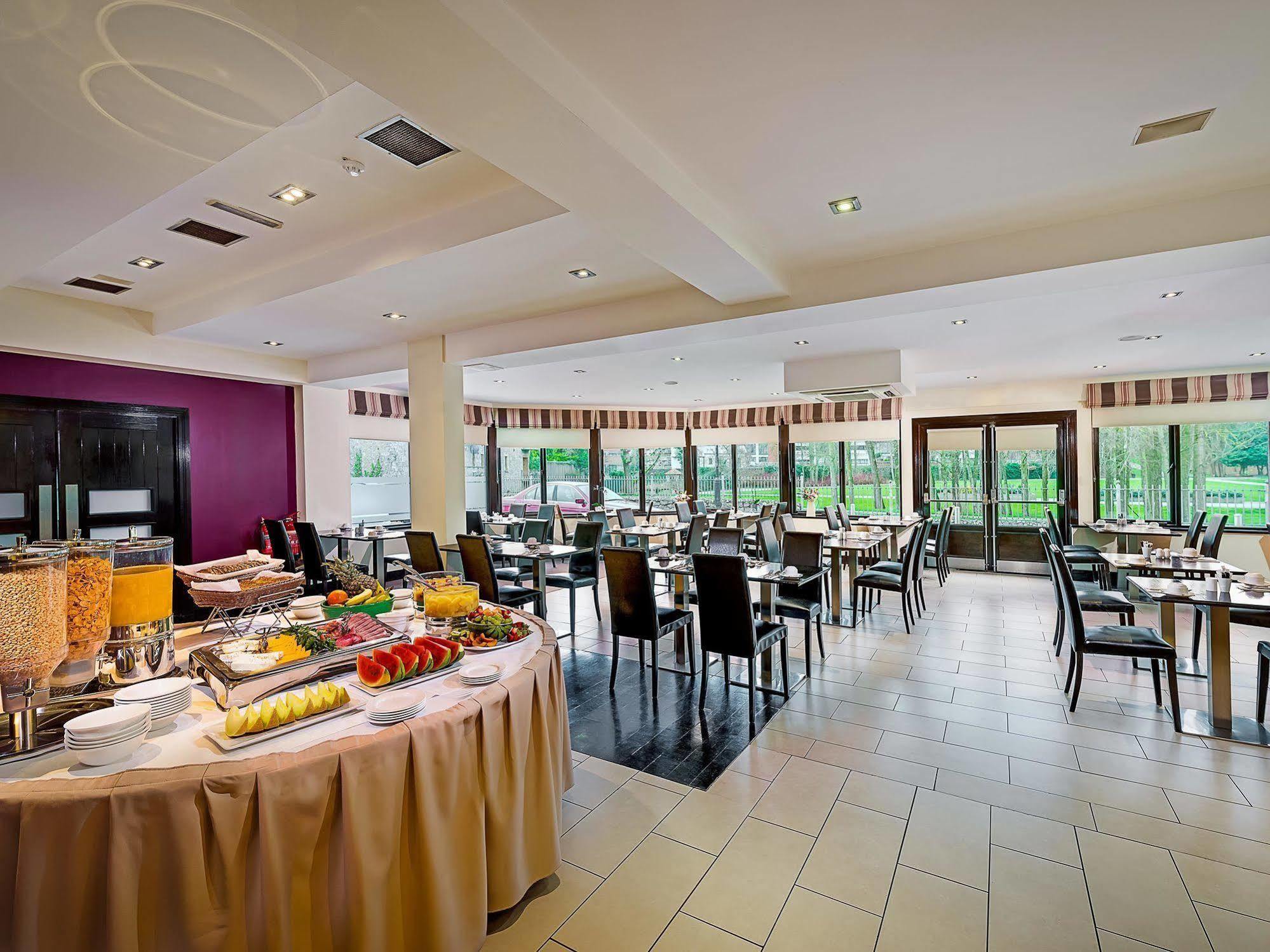 Central Hotel Tullamore 3*